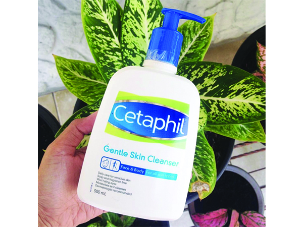 sua-rua-mat-cetaphil-tai-my-pham-cetaphil.jpg