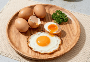 Người bị tiêu chảy ăn trứng được không? Cách ăn an toàn và lưu ý cần biết